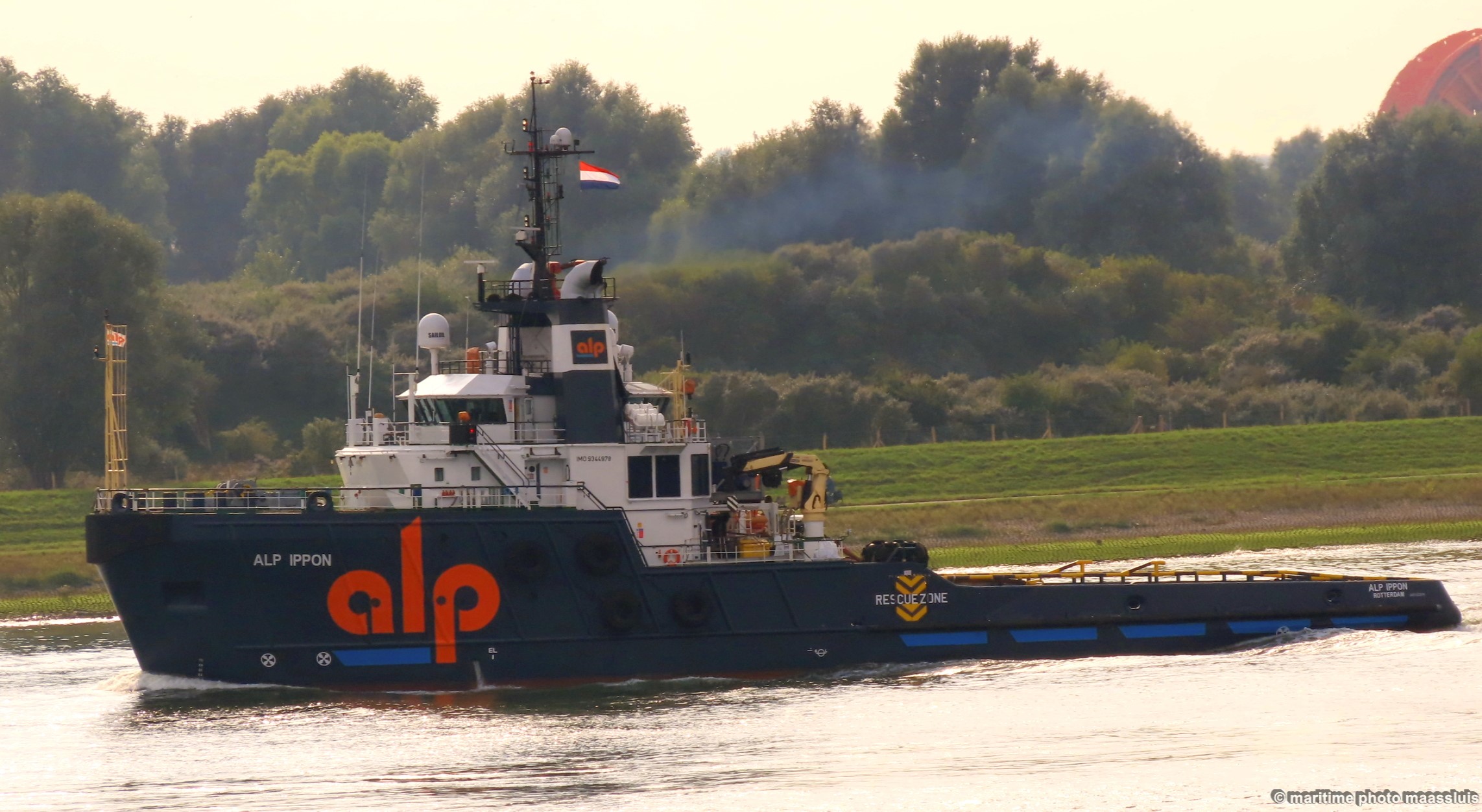 alpippon.JPG