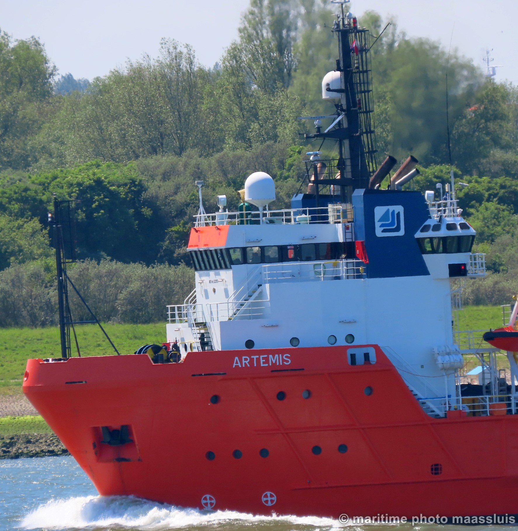 artemis02.JPG