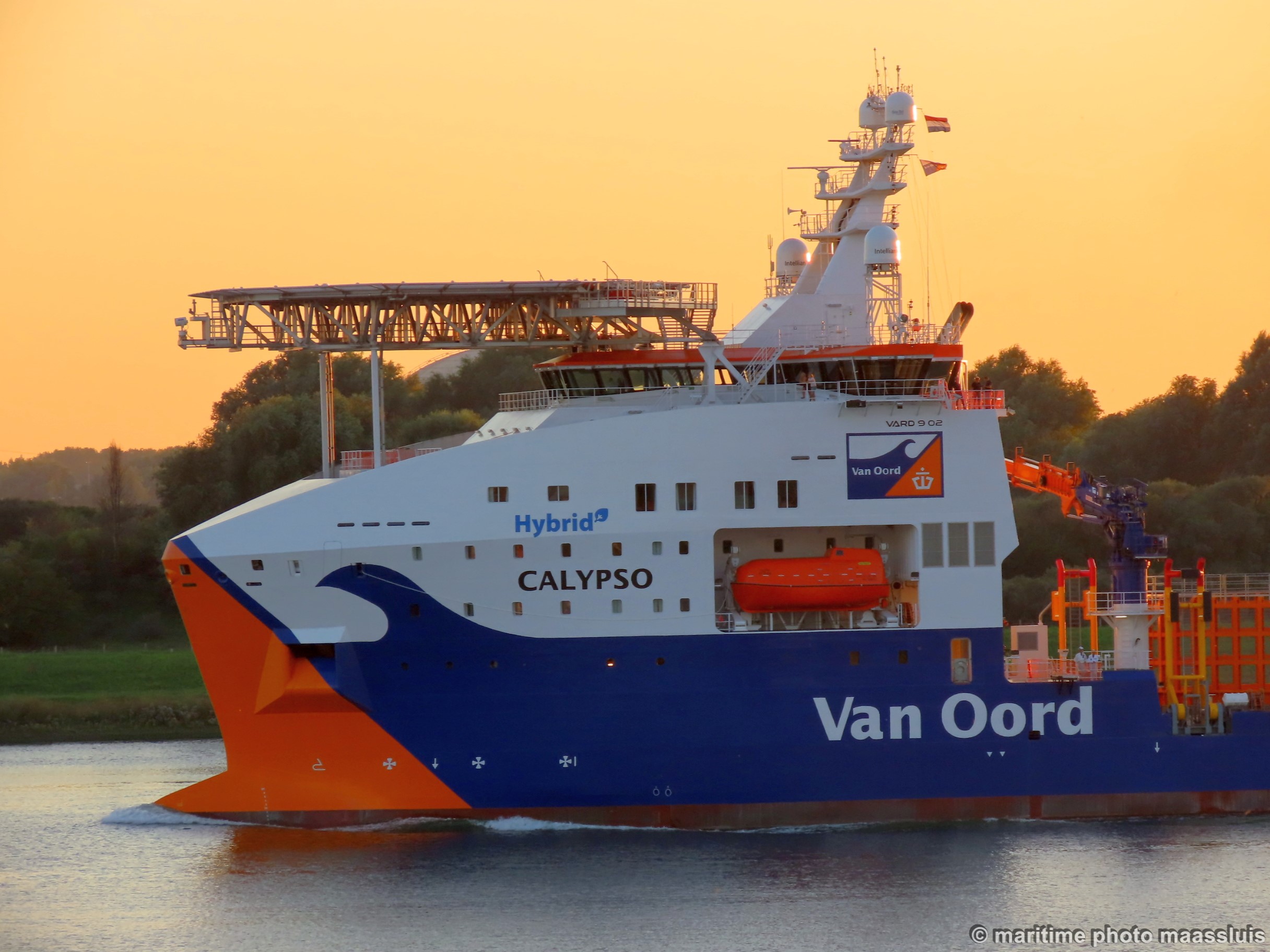 calypso02.jpg